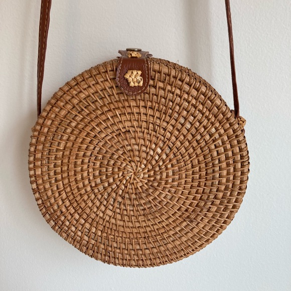 Rattan Shoulder Bag - Picture 3 of 4